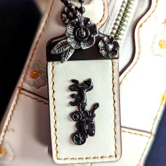 Rare 1941 Tea rose Turnlock Camera bag with C chain - Picture 10 of 12